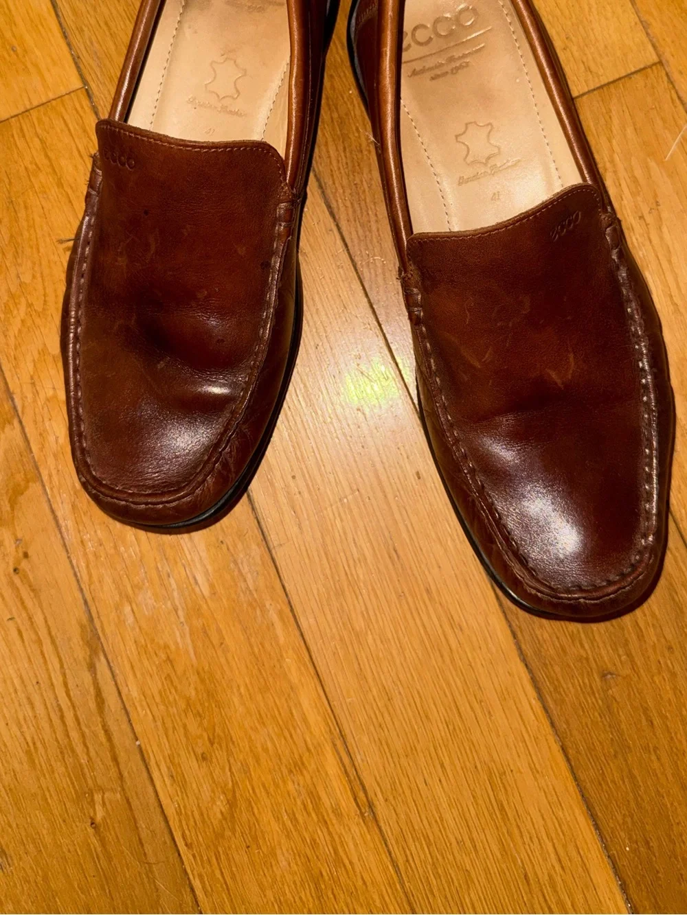 Ecco Men’s Chestnut Leather Slip-On Loafers